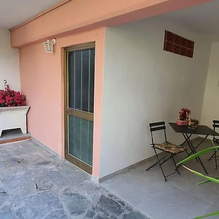 La Butterfly Apartment
